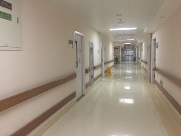 记者亲历：探访收治2659例确诊患者的医院实况