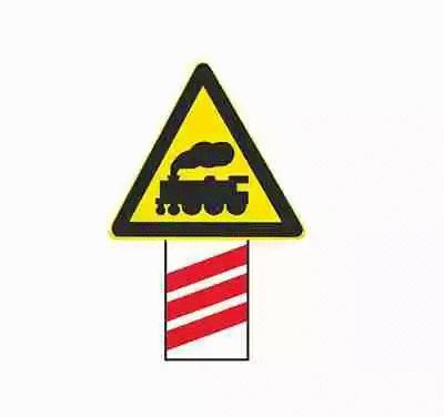 男子欲与殡仪馆负责人合作遭拒，竟偷拍亲密照勒索15万！