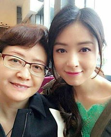 七七和妈妈的合影