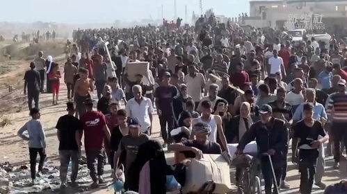 民众沉浸在悲伤之中