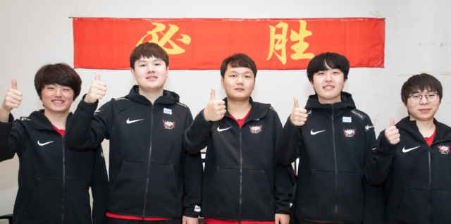 电竞圈炸锅！JDG被IG零封，粉丝心碎一地