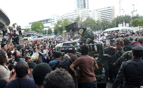 泰国街头抗议民众