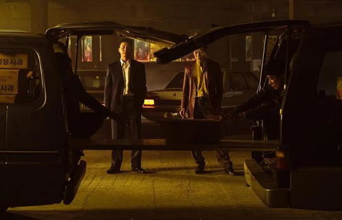 权力诱惑下的人