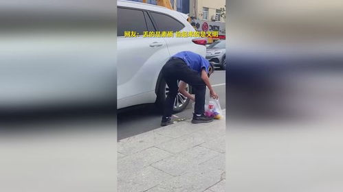 电驴横行，停车成难题！