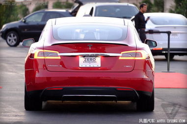 特斯拉‘送命题’：AI强大却造车拉胯，这车还能买吗？