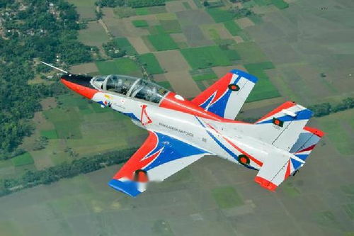 惊魂时刻！俄失事客机坠毁前舱内画面首次曝光