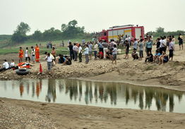 学生溺亡现场图