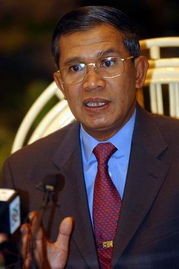 洪森没留后手？专家警告背后的大代价！