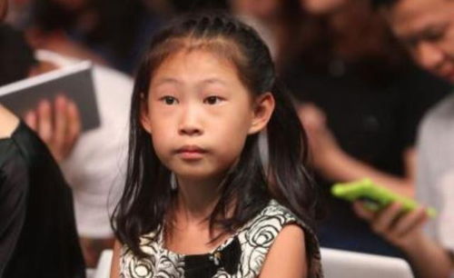 这是沈佳润在舞台上的照片