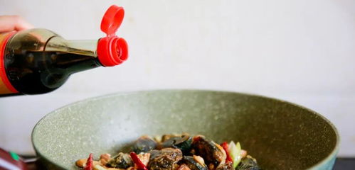 皮蛋不能生吃？小心食物中毒！