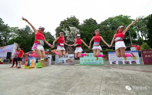 人们慌忙向外奔跑