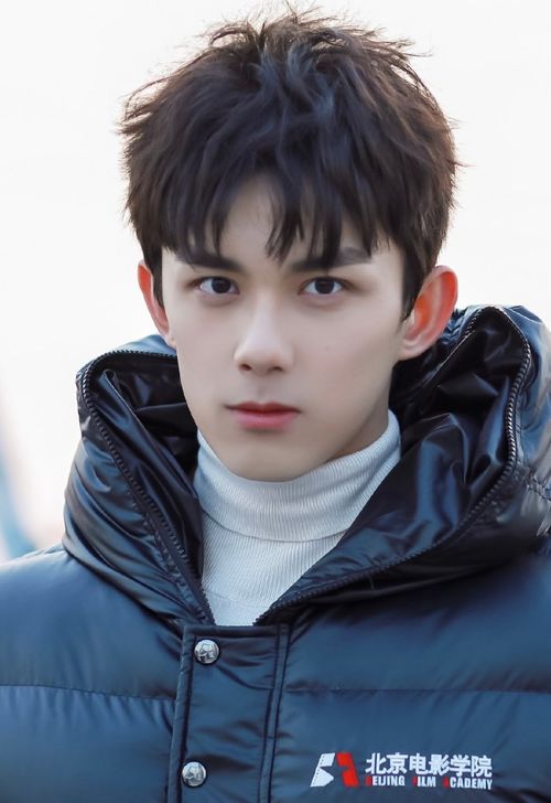 吴磊成光明优倍首席扛饿官，阳光形象超配品牌！