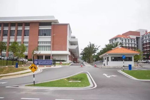 贵州多名考生被厦大马来分校误录，欲复读！考试院：学校不错就是学费贵