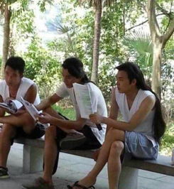 演员片场工作照