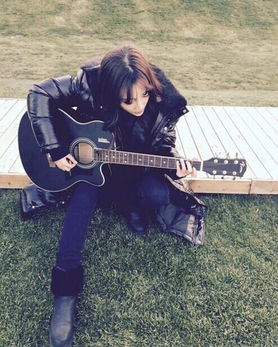 网友模仿伴舞图