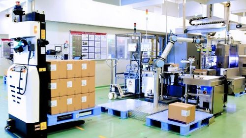 工厂内部自动化生产线