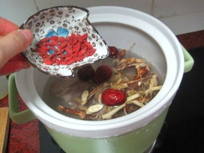 三伏天邪修？五指毛桃才是养生妙物！