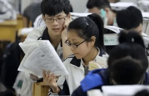 回乡大学生思考问题