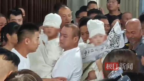 宋士佳遗体告别仪式现场