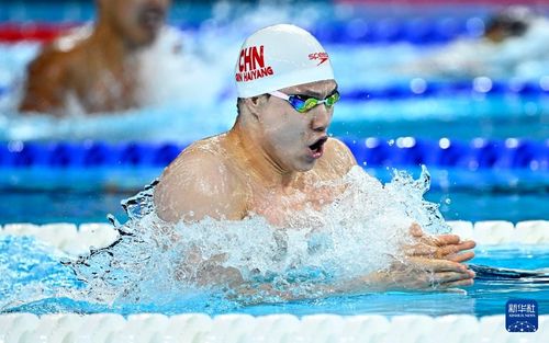蛙王归来！58秒夺首金，覃海洋再次闪耀赛场