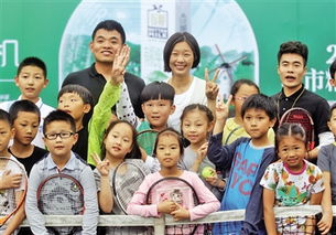 孩子们在参加青训活动