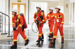 河北滦平强降雨引发山体滑坡，8人不幸遇难！