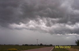 聚焦北京雨情：暴雨来袭下的京城状况