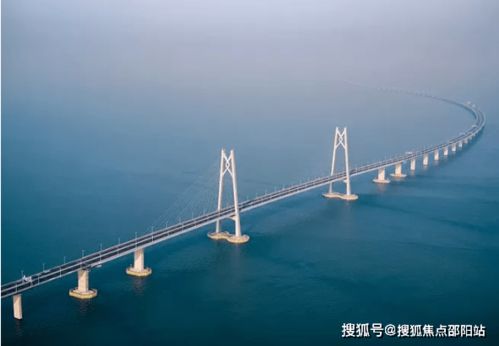 潮汇大桥泄洪景象