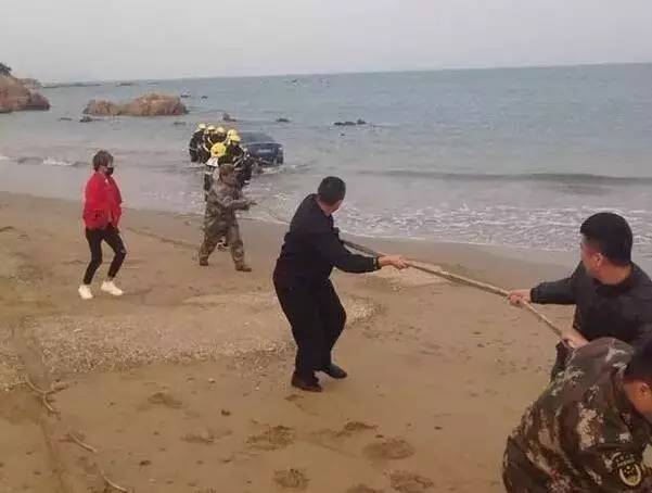 多元文旅点亮暑期画卷，夏日经济火热升温