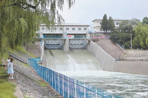 密云水库泄洪，确保水库绝对安全！