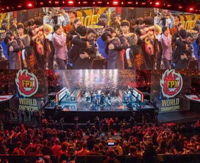 电竞巅峰对决！FPX对战iG的精彩瞬间