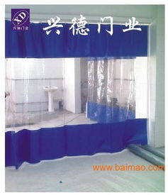 男子巧思妙想，几十元挡雨帘秒变封阳台神器