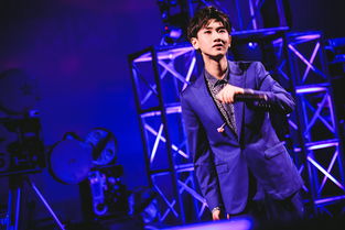 汪苏泷参加脱口秀的现场图片