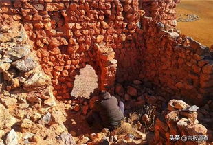 港口到处都是残垣断壁