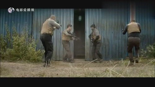 《利剑玫瑰》紧张剧情场景