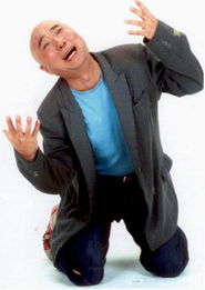 陈佩斯眼含泪花讲述祖孙三代与《戏台》的故事