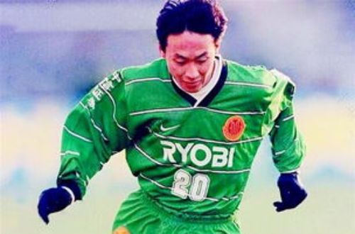 打人球员嚣张的样子