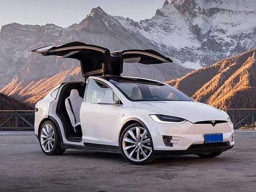 马斯克要推特斯拉平价车？看这波操作能否拯救销量