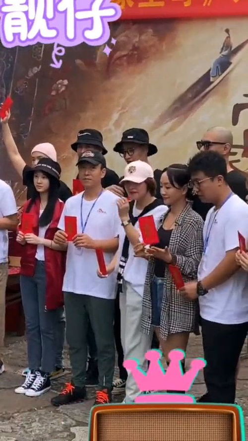 辛顿和他的团队合影