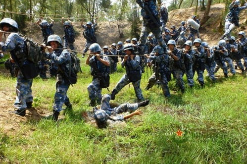 军人在训练场景