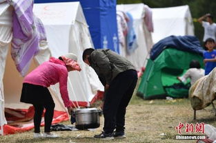 受灾居民在安置点