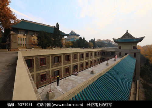 武大图书馆外观照片