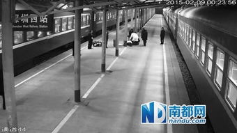 印度医生值班睡觉的监控画面