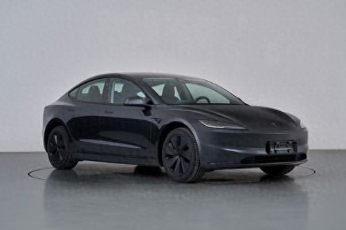 Model Y L座椅布局