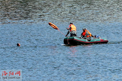 民兵水上救援演练
