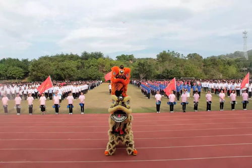 100秒带你领略我国历届阅兵仪式的震撼瞬间