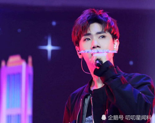 汪苏泷与张碧晨照片拼图