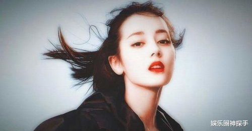 赵露思笑容灿烂