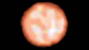 望远镜镜片特写镜头