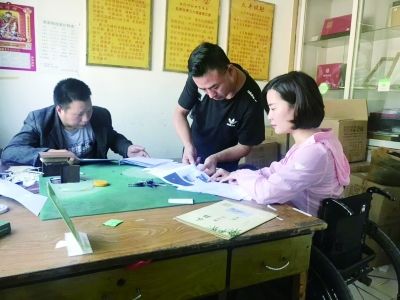 亮证逼迫让路事件：当事人的后续发声